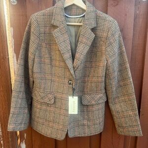 Elegant Checkered Women's Blazer - Brown and Black